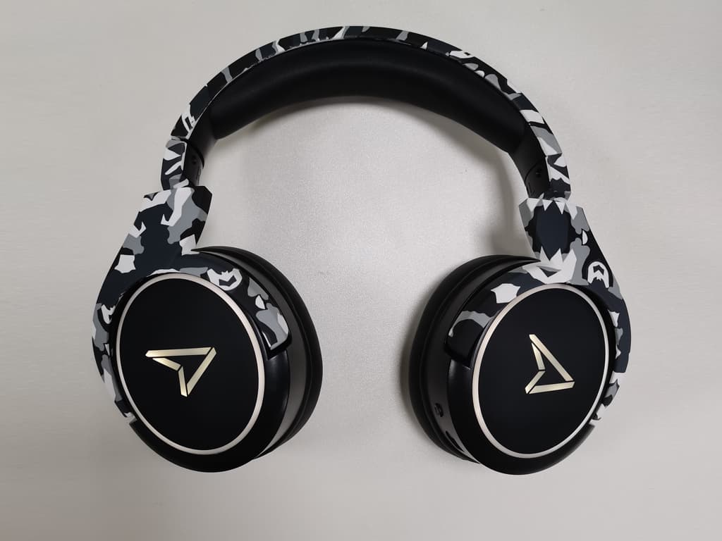 Impulse France OEM gaming headset case study product front view