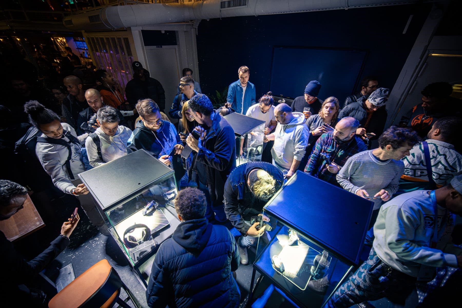 KAKASHI France OEM gaming headset case study launch event display