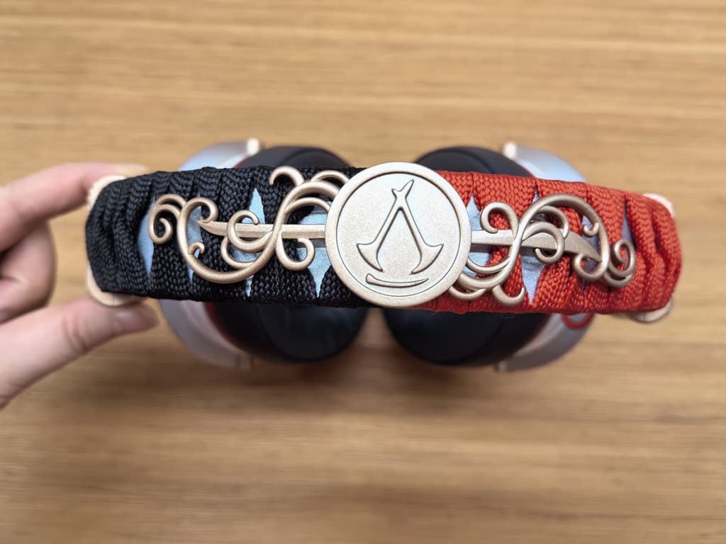AC France OEM gaming headset case study headband CMF detail