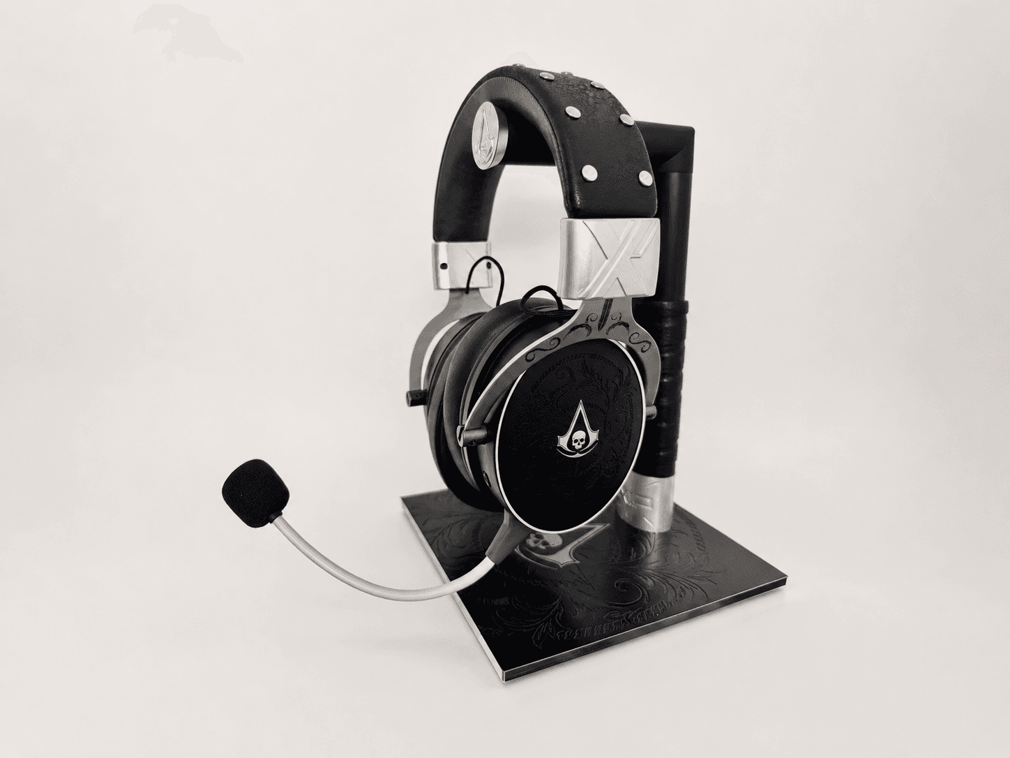 Black Flag France OEM gaming headset case study angle product view