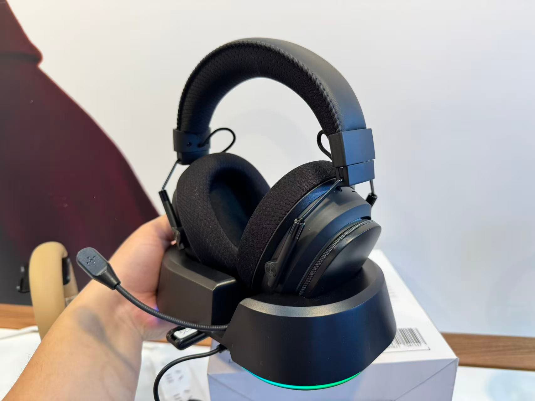 G946 USA OEM gaming headset case study RGB charging dock headset view