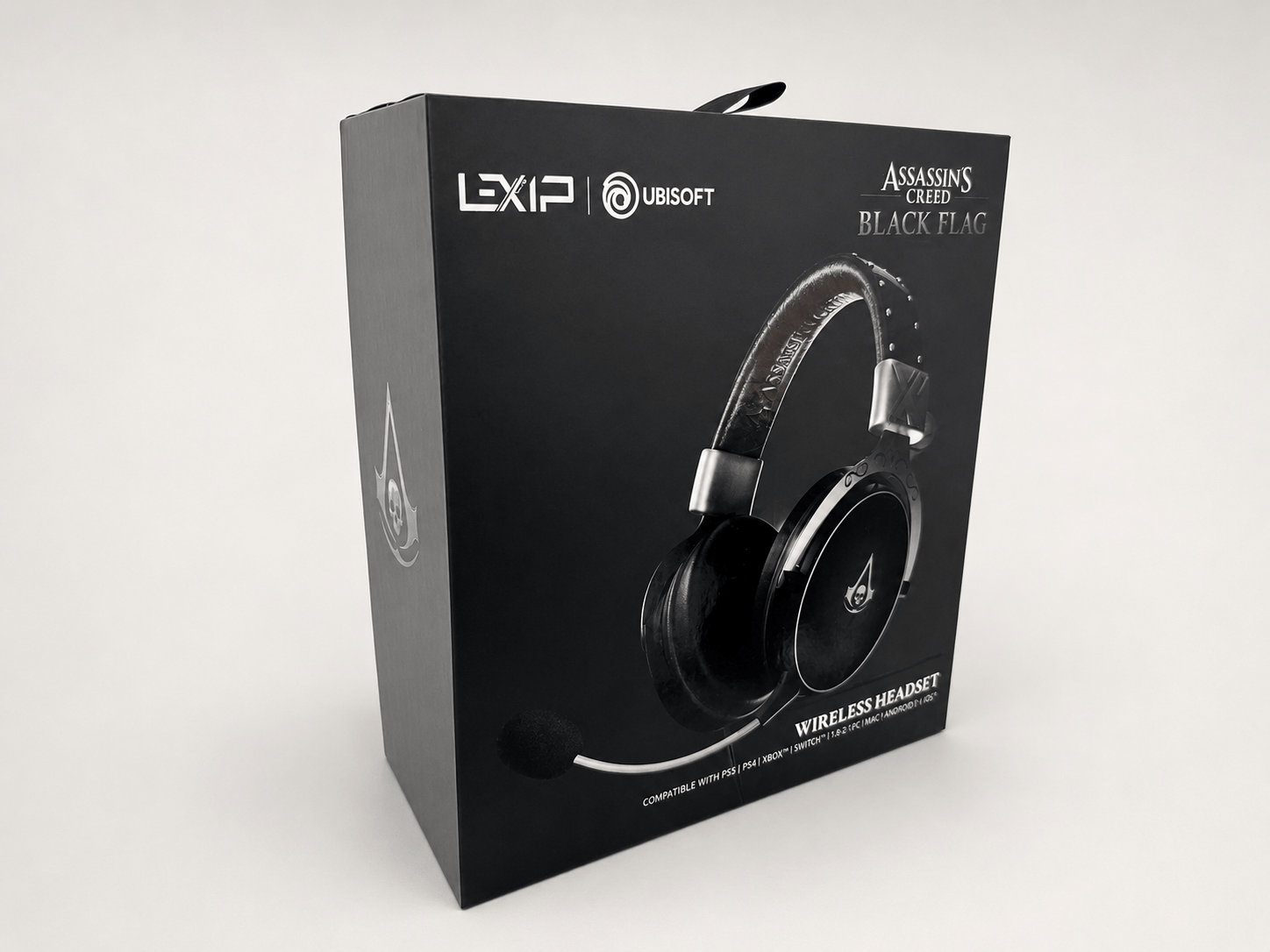 Black Flag France OEM distressed-theme gaming headset retail box angle view